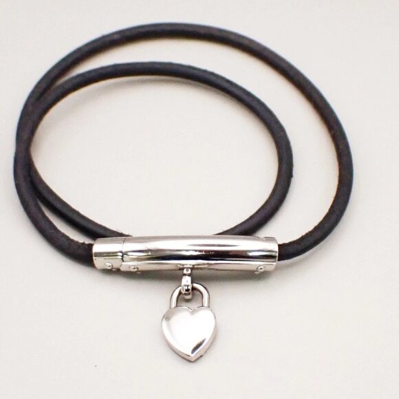 HERMES Viviride Leather Wrap Bracelet Choker with Heart Charm 178-082225 - Picture 1 of 8